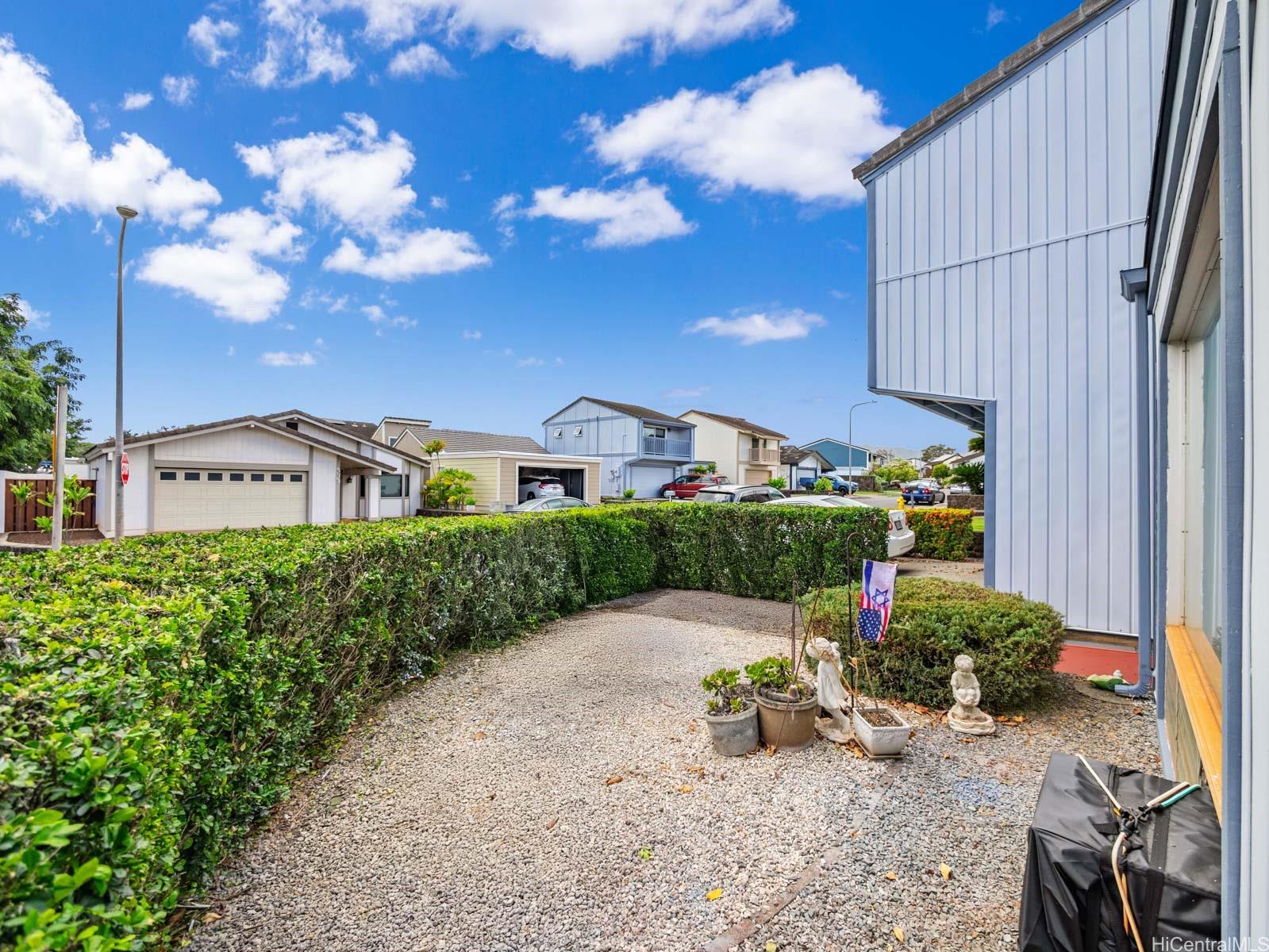 94-1154  Pohu Pl Waipio Gentry, Waipahu home - photo 5 of 17