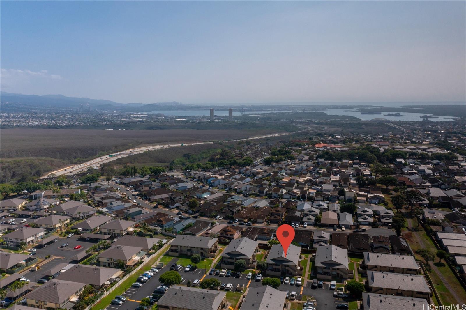 Waipio Gentry townhouse # P8, Waipahu, Hawaii - photo 24 of 25