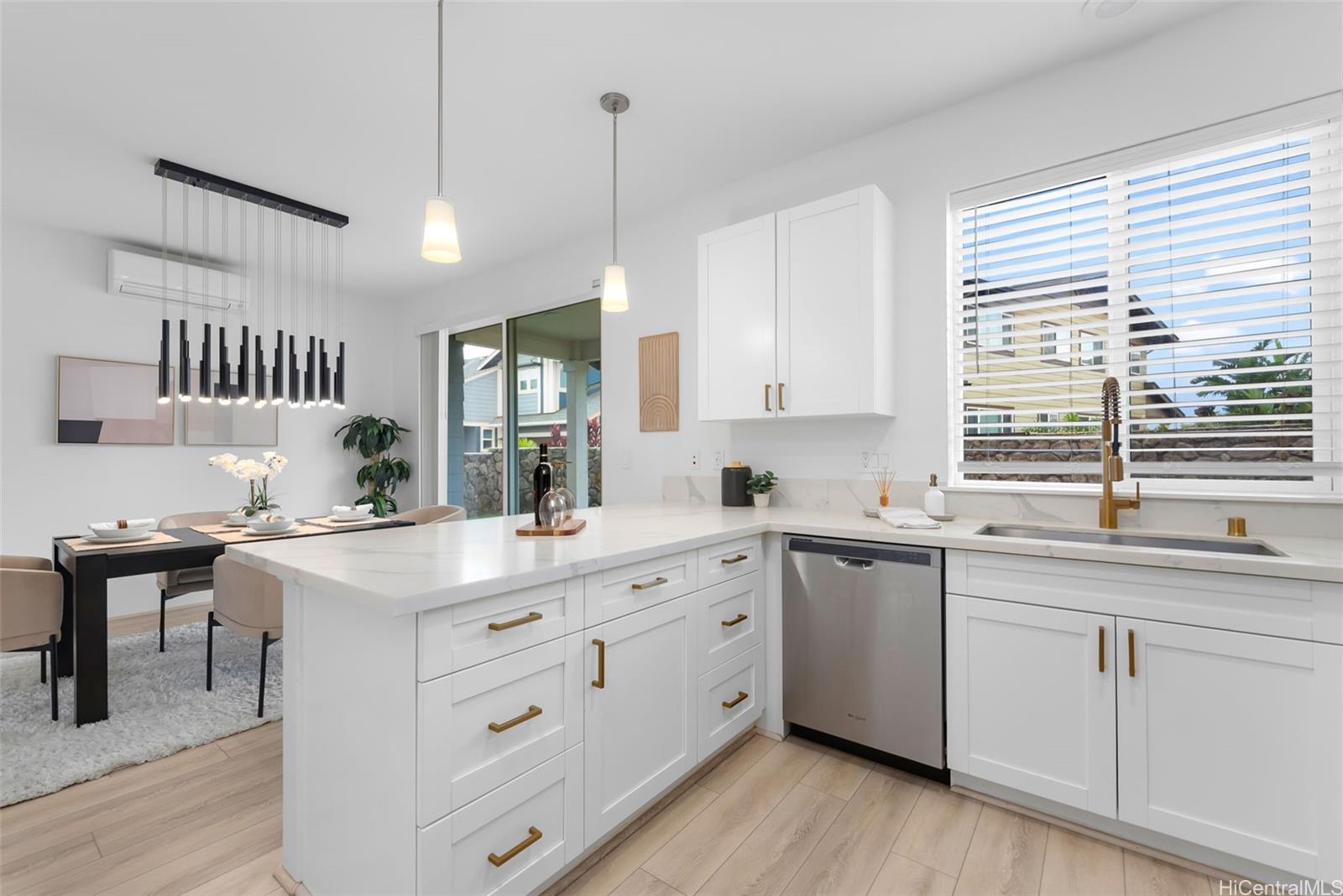 94-1160  Halelaukoa Drive Koa Ridge, Waipahu home - photo 3 of 25