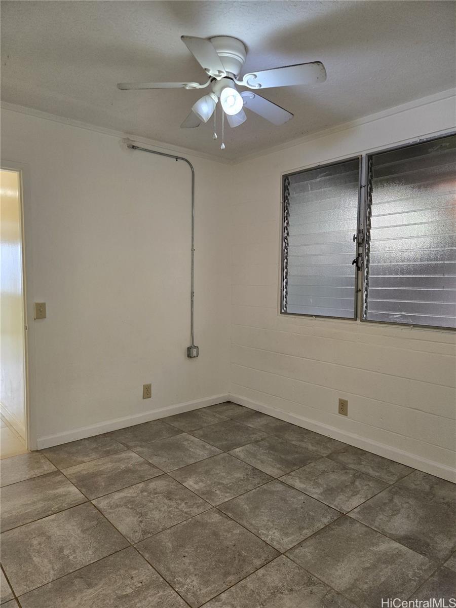 94-1166  Hoomakoa Street Waipahu Estates, Waipahu home - photo 12 of 16