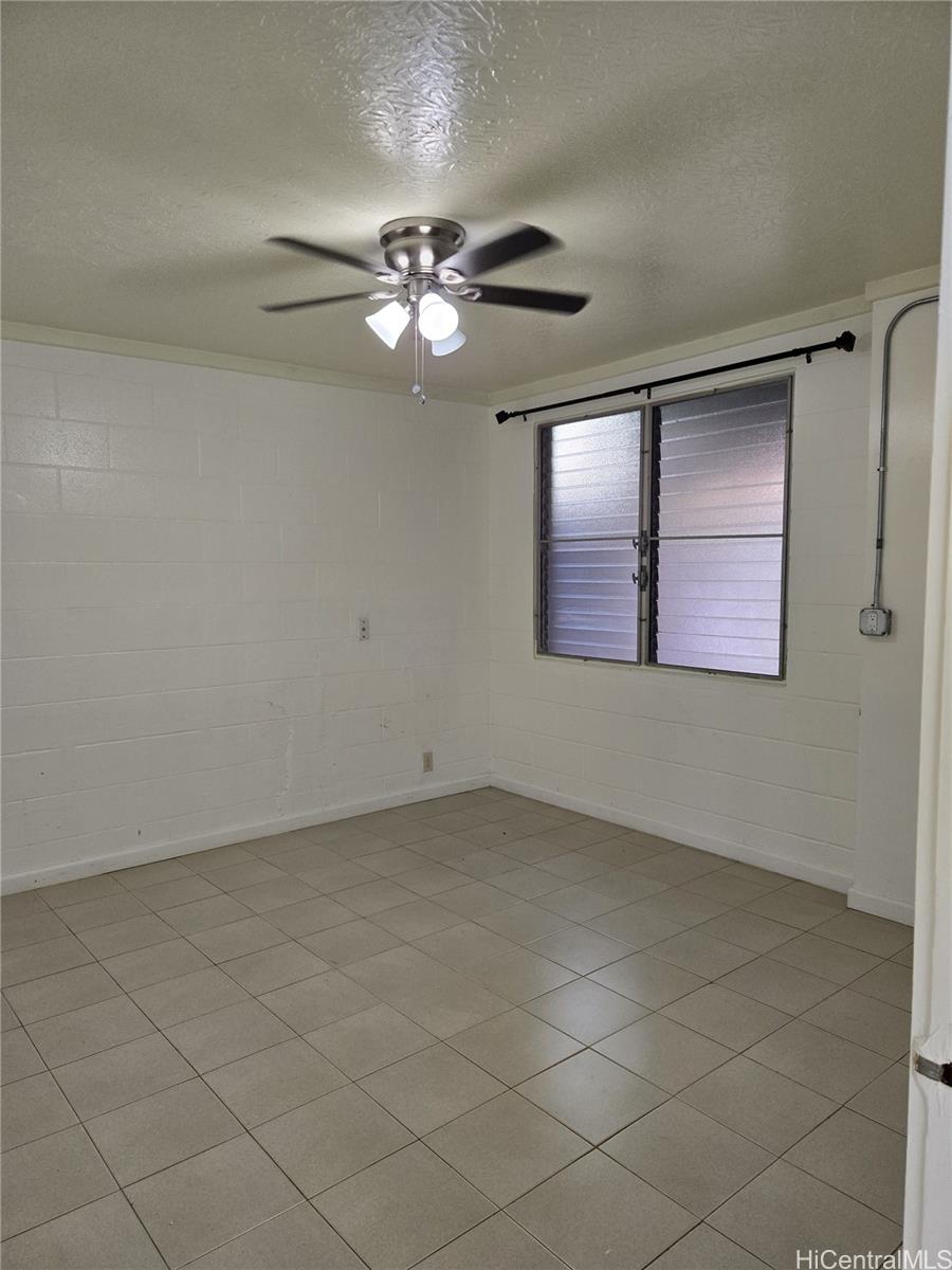 94-1166  Hoomakoa Street Waipahu Estates, Waipahu home - photo 15 of 18