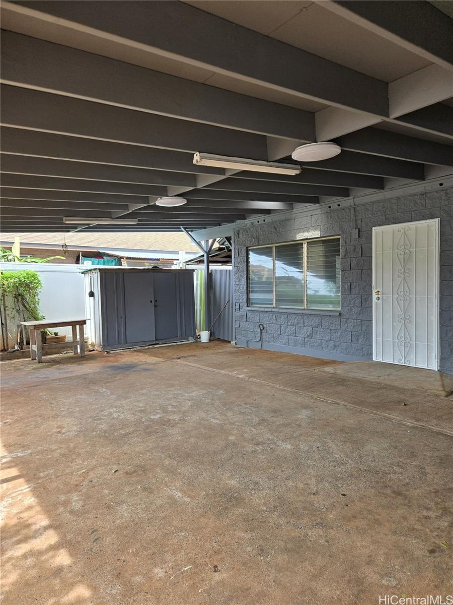 94-1166  Hoomakoa Street Waipahu Estates, Waipahu home - photo 3 of 16