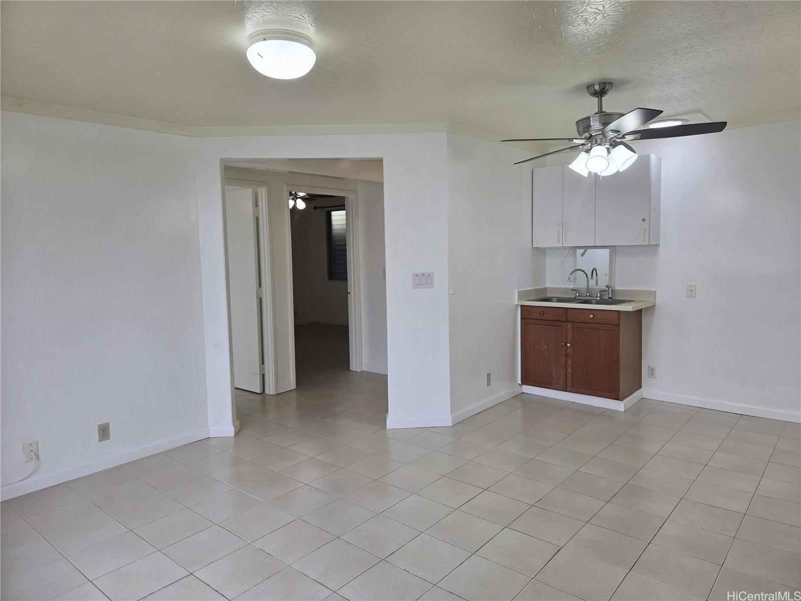 94-1166  Hoomakoa Street Waipahu Estates, Waipahu home - photo 8 of 18