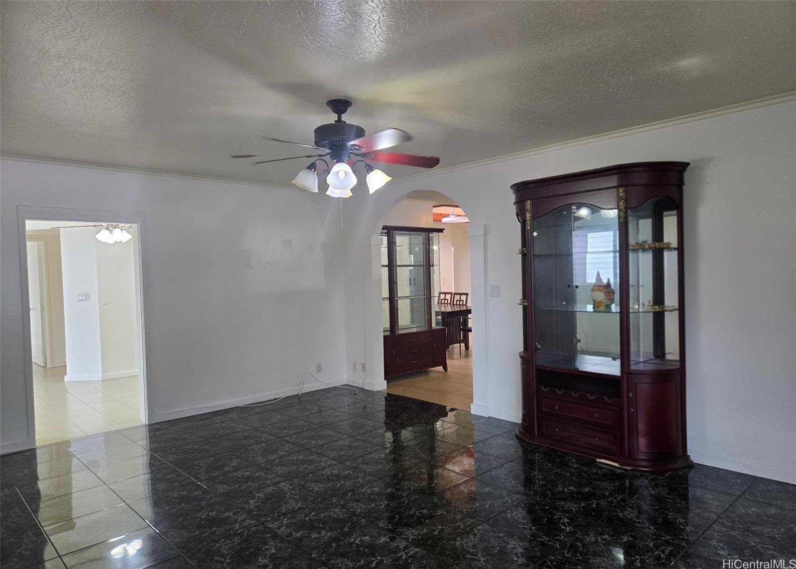 94-1166  Hoomakoa Street Waipahu Estates, Waipahu home - photo 9 of 18