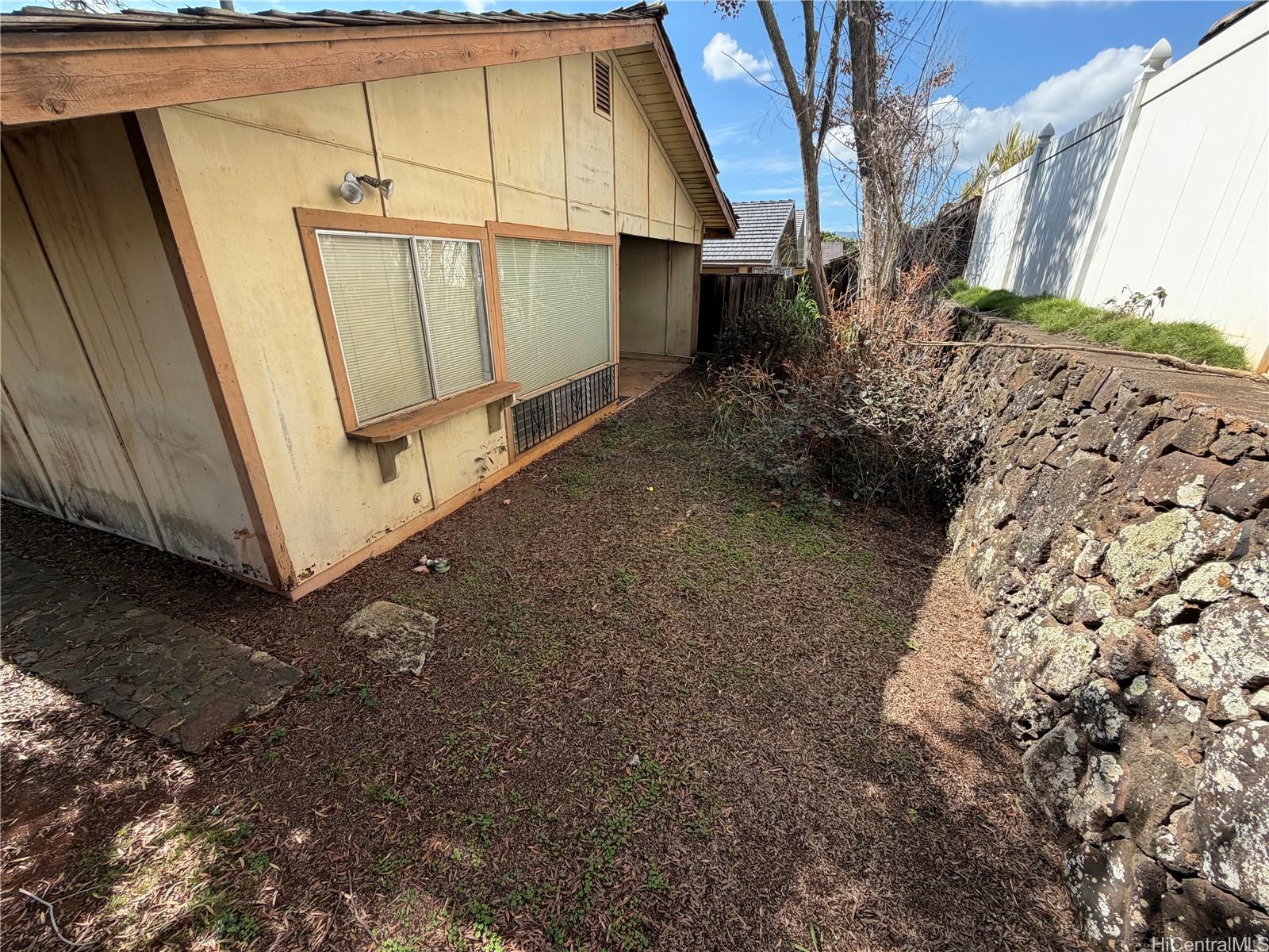 94-1176  Mohalu Street Waipio Gentry, Waipahu home - photo 13 of 13