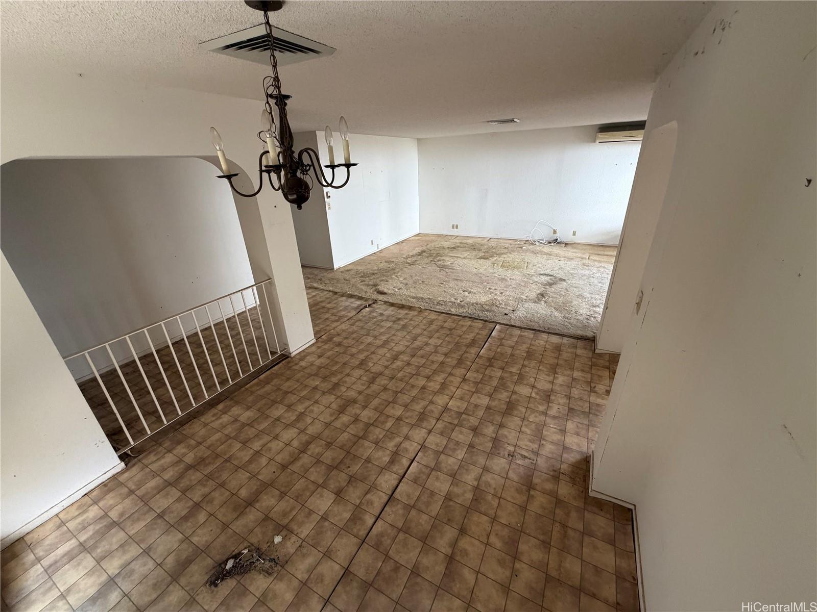 94-1176  Mohalu Street Waipio Gentry, Waipahu home - photo 3 of 13