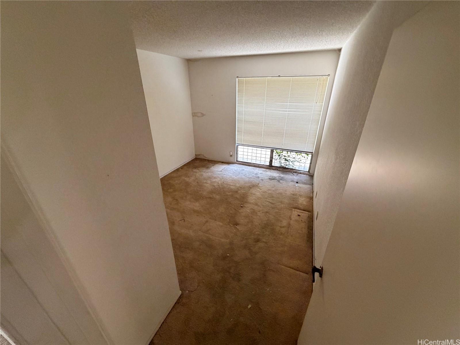 94-1176  Mohalu Street Waipio Gentry, Waipahu home - photo 8 of 13