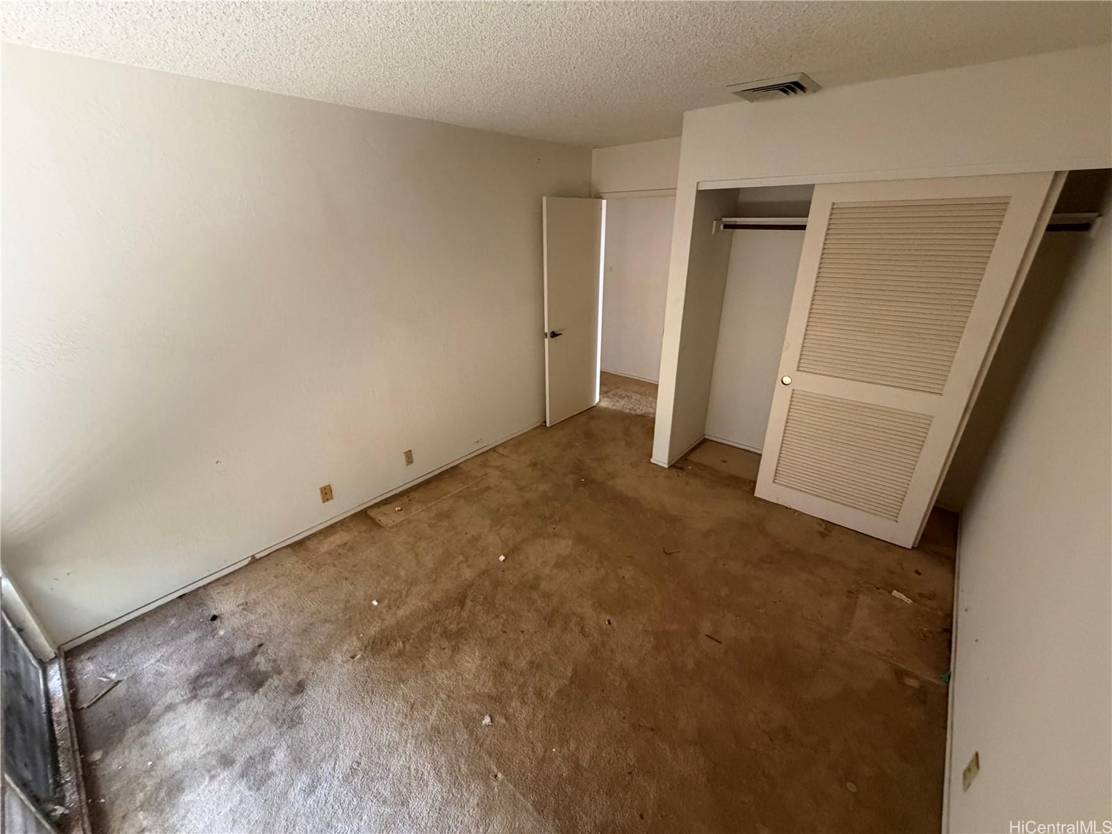 94-1176  Mohalu Street Waipio Gentry, Waipahu home - photo 9 of 13