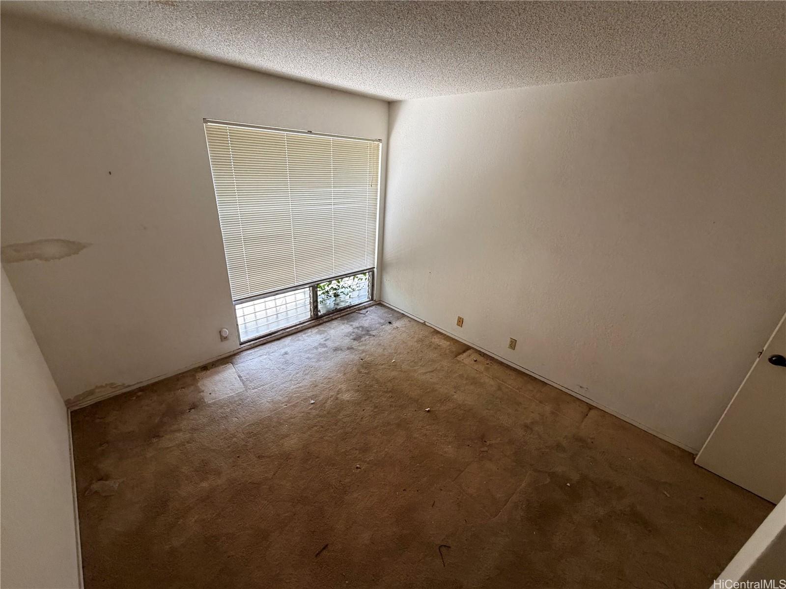 94-1176  Mohalu Street Waipio Gentry, Waipahu home - photo 10 of 13