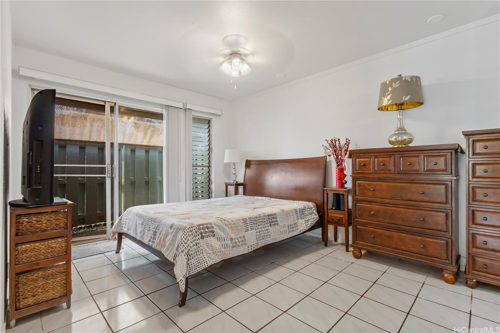 Gentry Waipio townhouse # 14C, Waipahu, Hawaii - photo 8 of 22