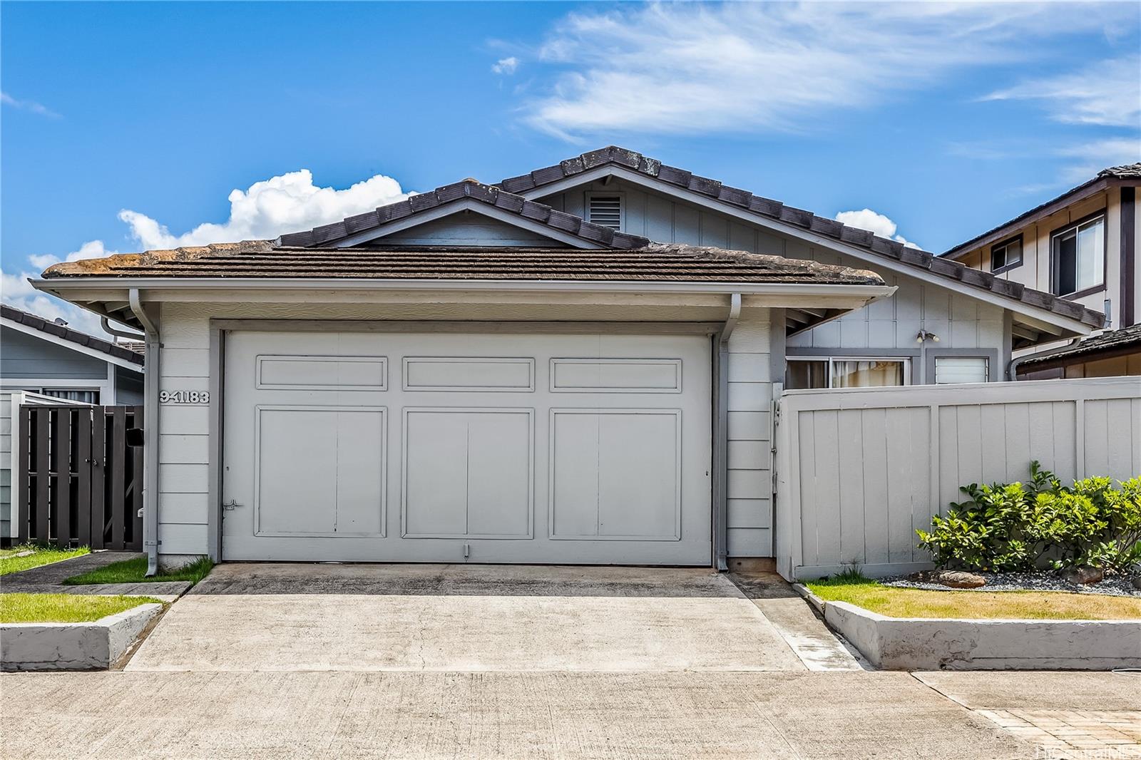 941183 Nanilihilihi Street , Waipahu, Hi 96797 Waipio Gentry