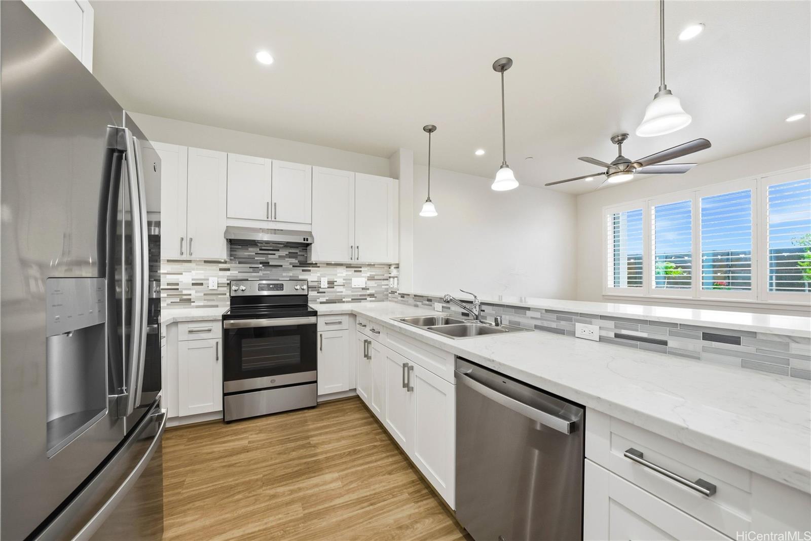 Koa Ridge HOA townhouse # 1005, Waipahu, Hawaii - photo 7 of 25