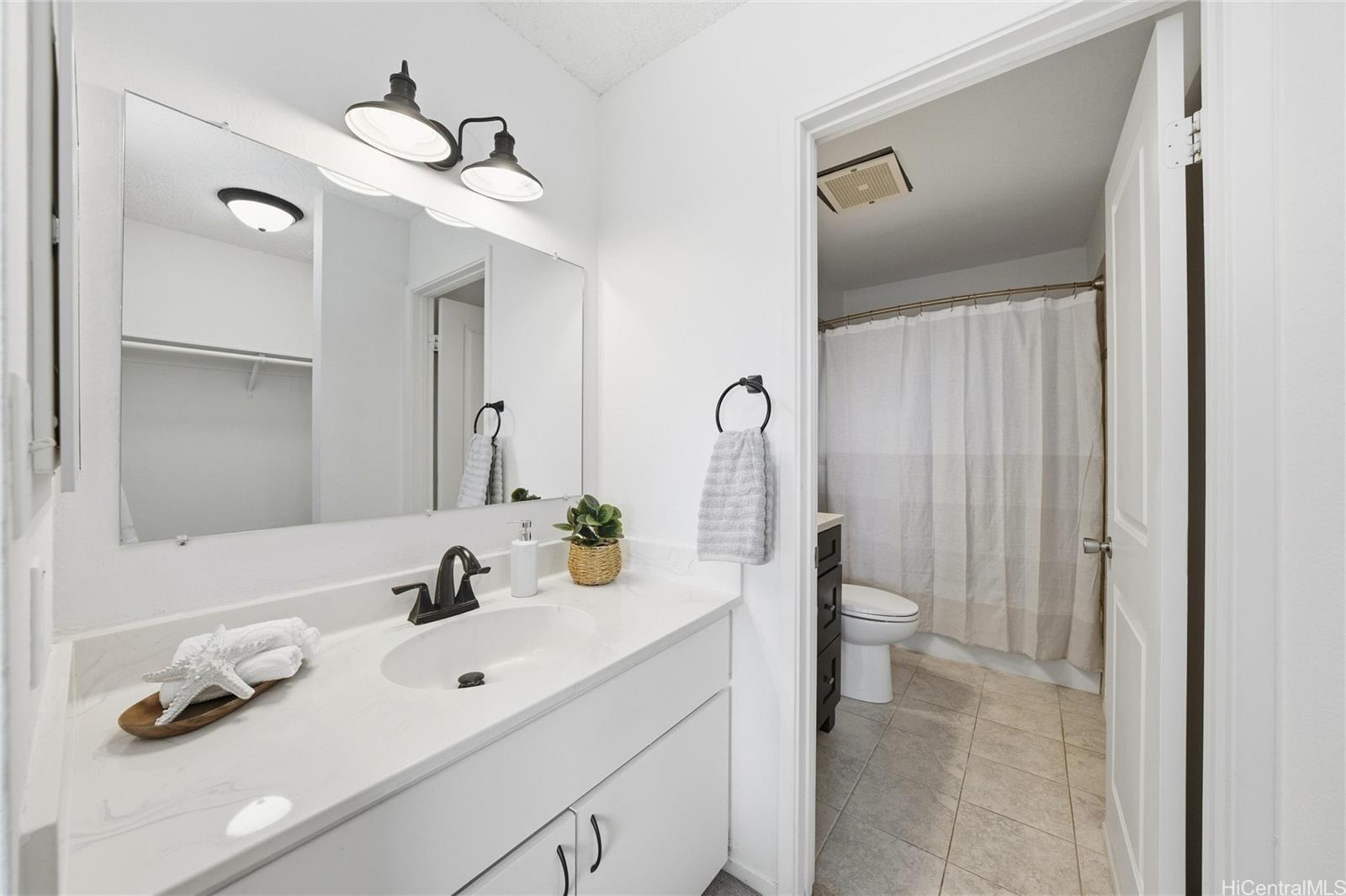 Penakii condo # 23B, Waipahu, Hawaii - photo 17 of 25