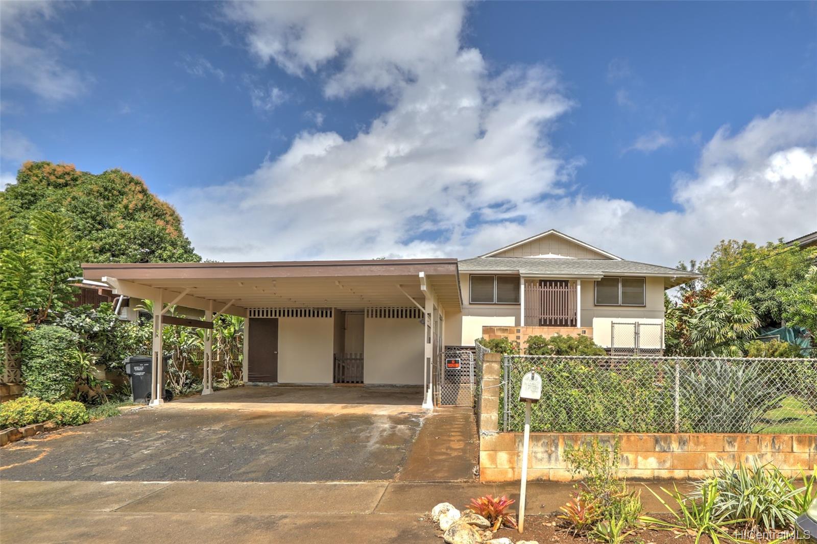 941194 Kahuaina Street , Waipahu, Hi 96797 Waipahu Triangle