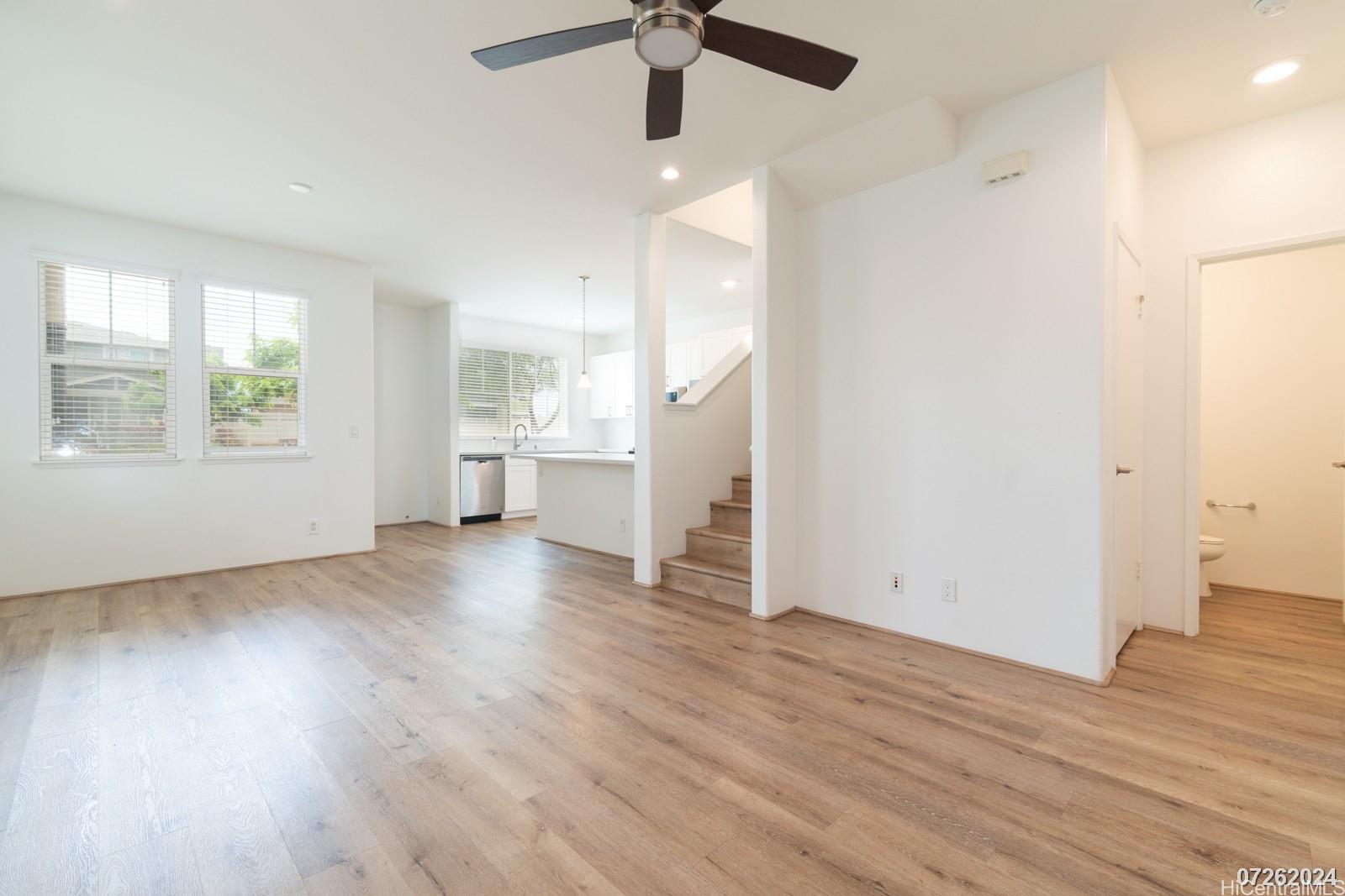 94-1219 Haleululaau St Waipahu - Rental - photo 5 of 25