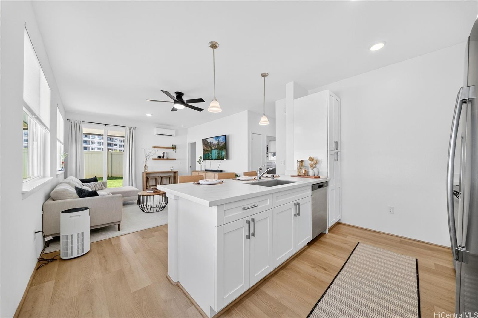 94-1251  Hale Halawai Drive Koa Ridge, Waipahu home - photo 2 of 25