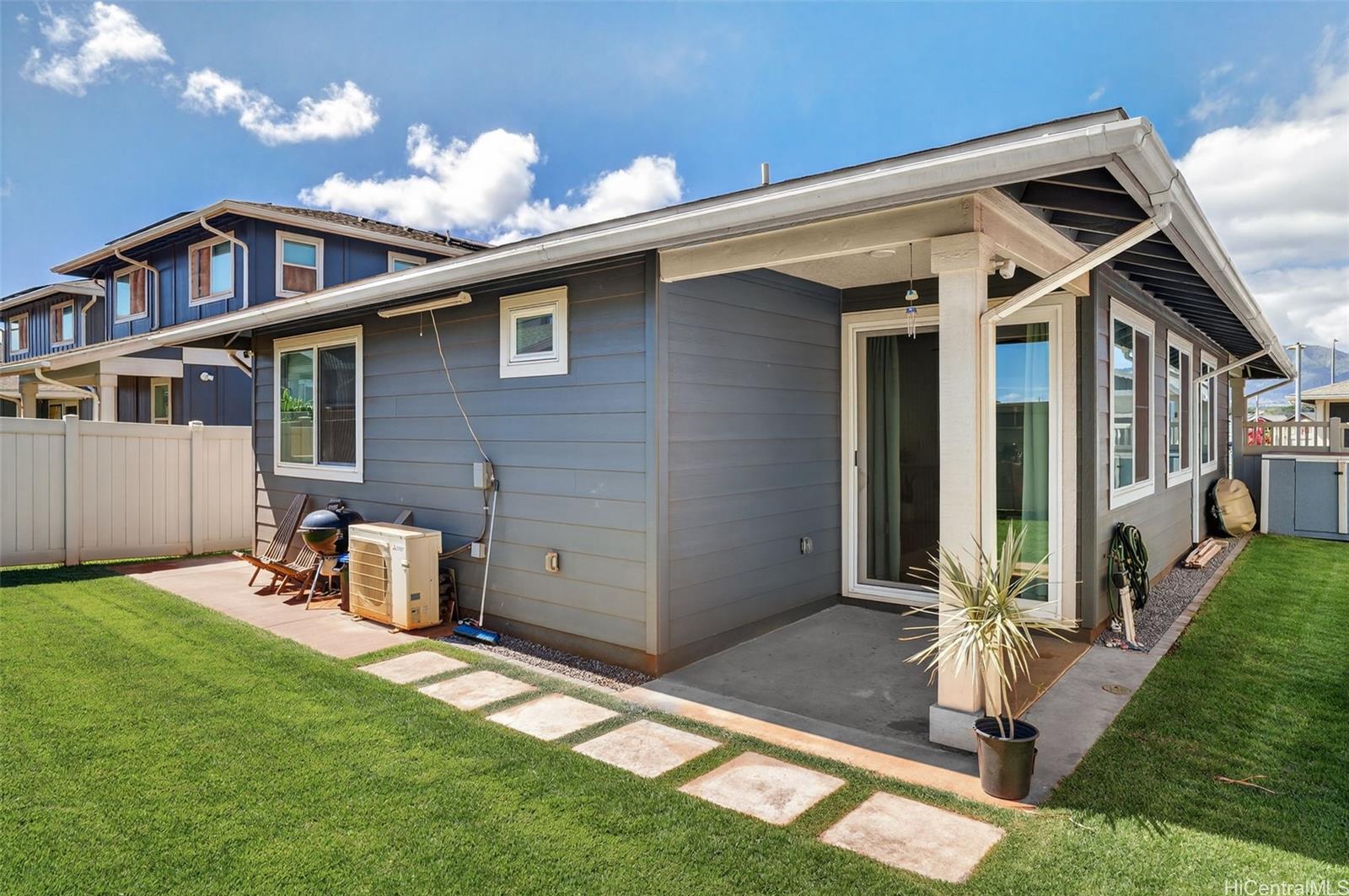 94-1251  Hale Halawai Drive Koa Ridge, Waipahu home - photo 21 of 25