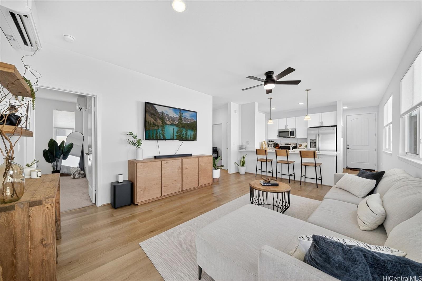 94-1251  Hale Halawai Drive Koa Ridge, Waipahu home - photo 9 of 25