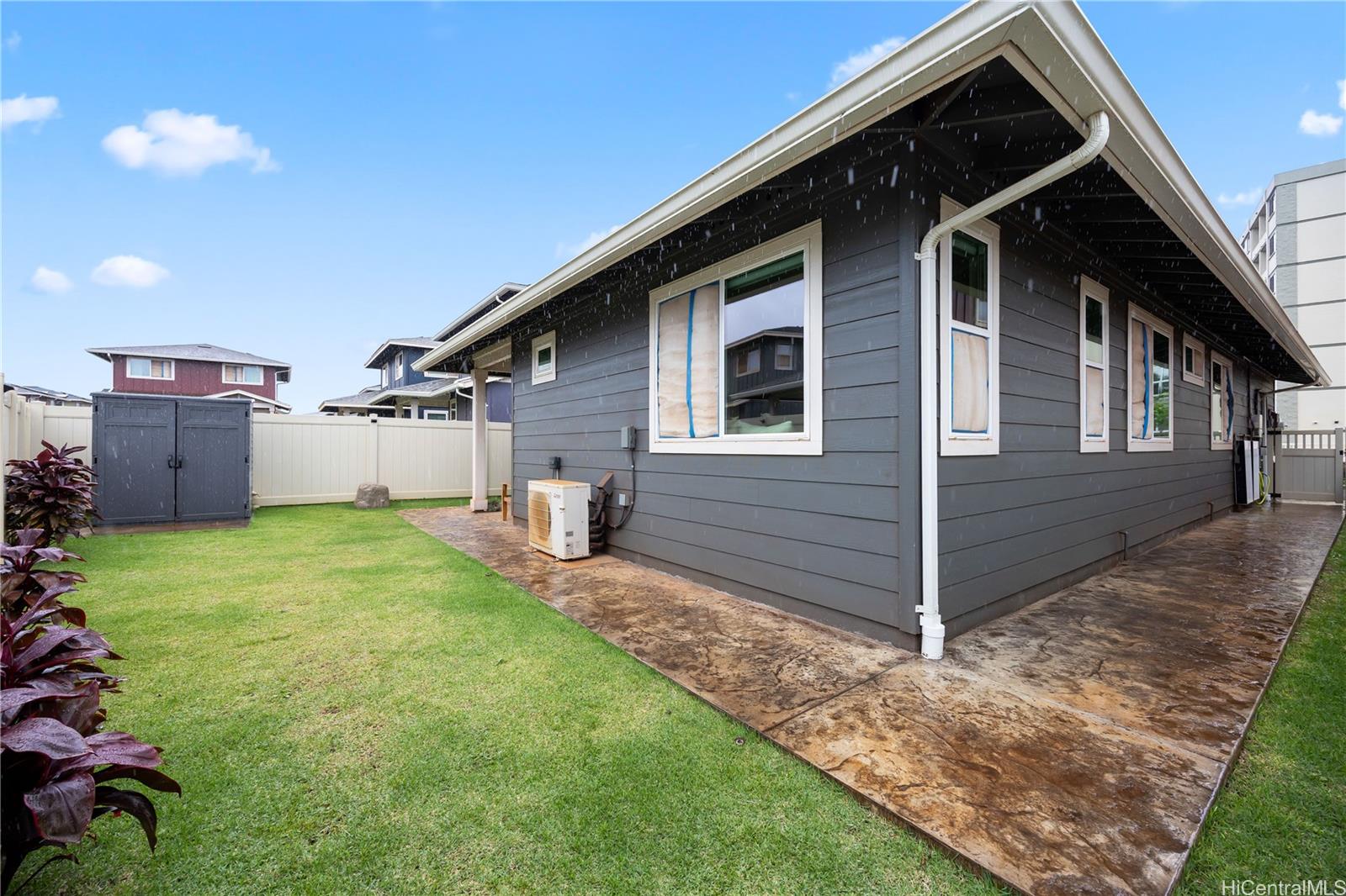 94-1251  Hale Halawai Drive Koa Ridge, Waipahu home - photo 21 of 25