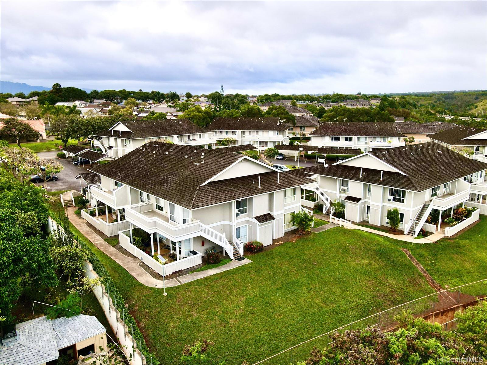 Oahu homes & condo rentals 661 for rent