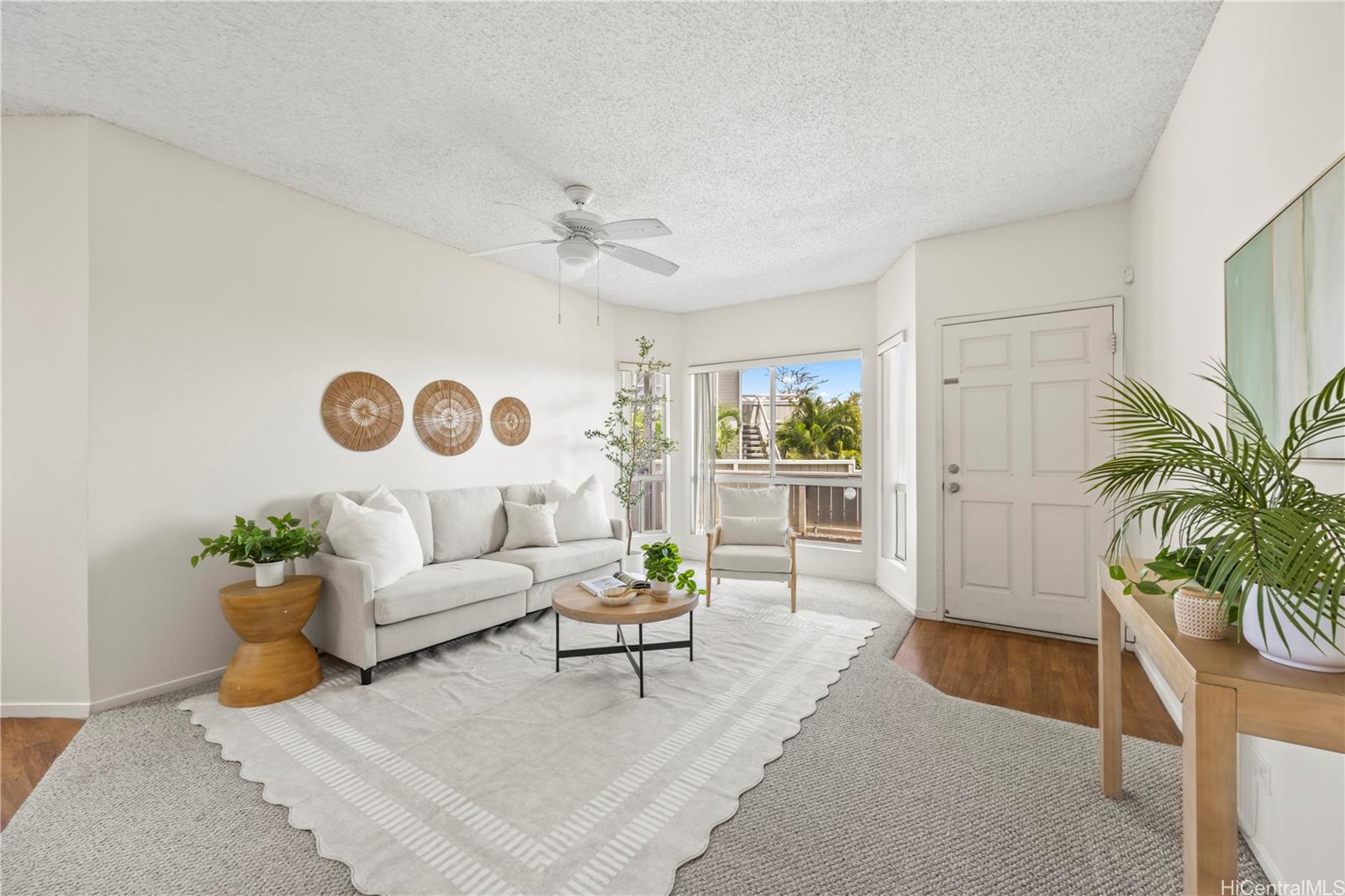 94-1255 Lumikula St townhouse # 6A, Waipahu, Hawaii - photo 2 of 25