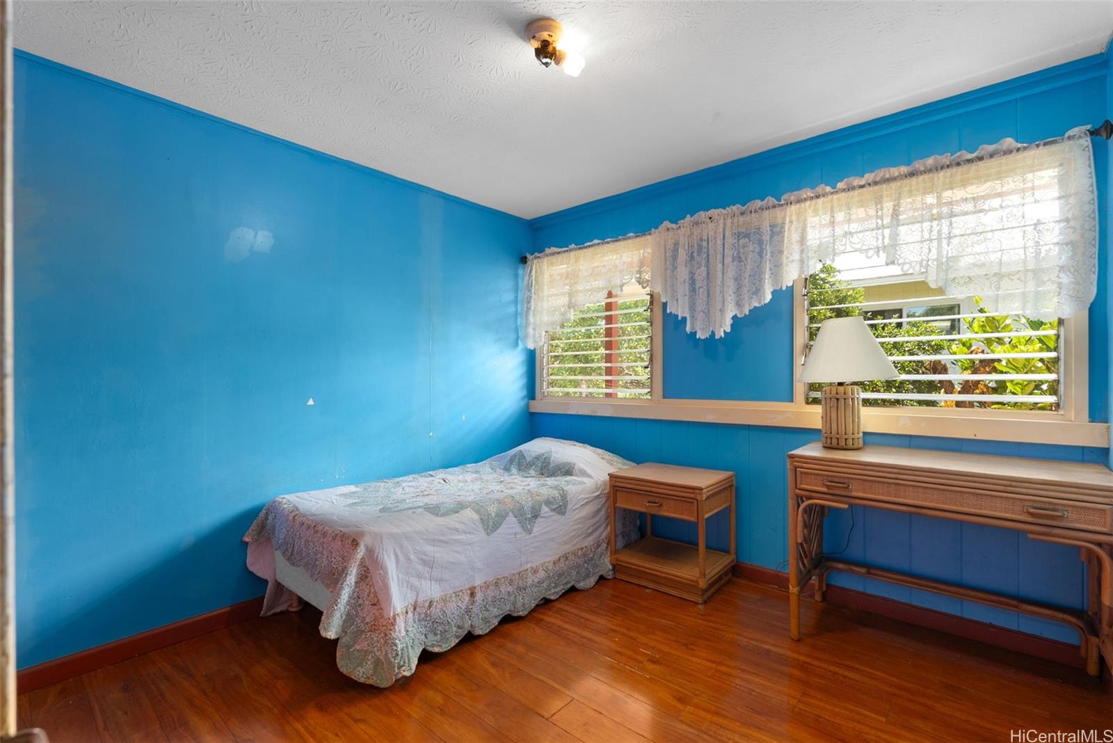 94-1334  Henokea Street Waipahu-lower, Waipahu home - photo 12 of 25