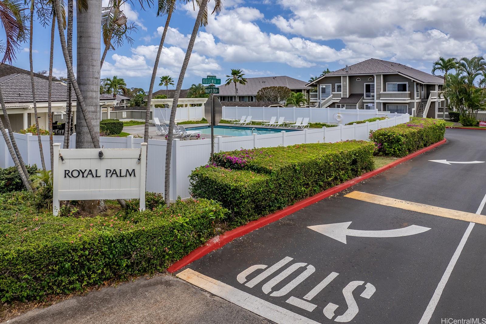 Royal Palm at Waipio I condo # 5U, Waipahu, Hawaii - photo 14 of 21