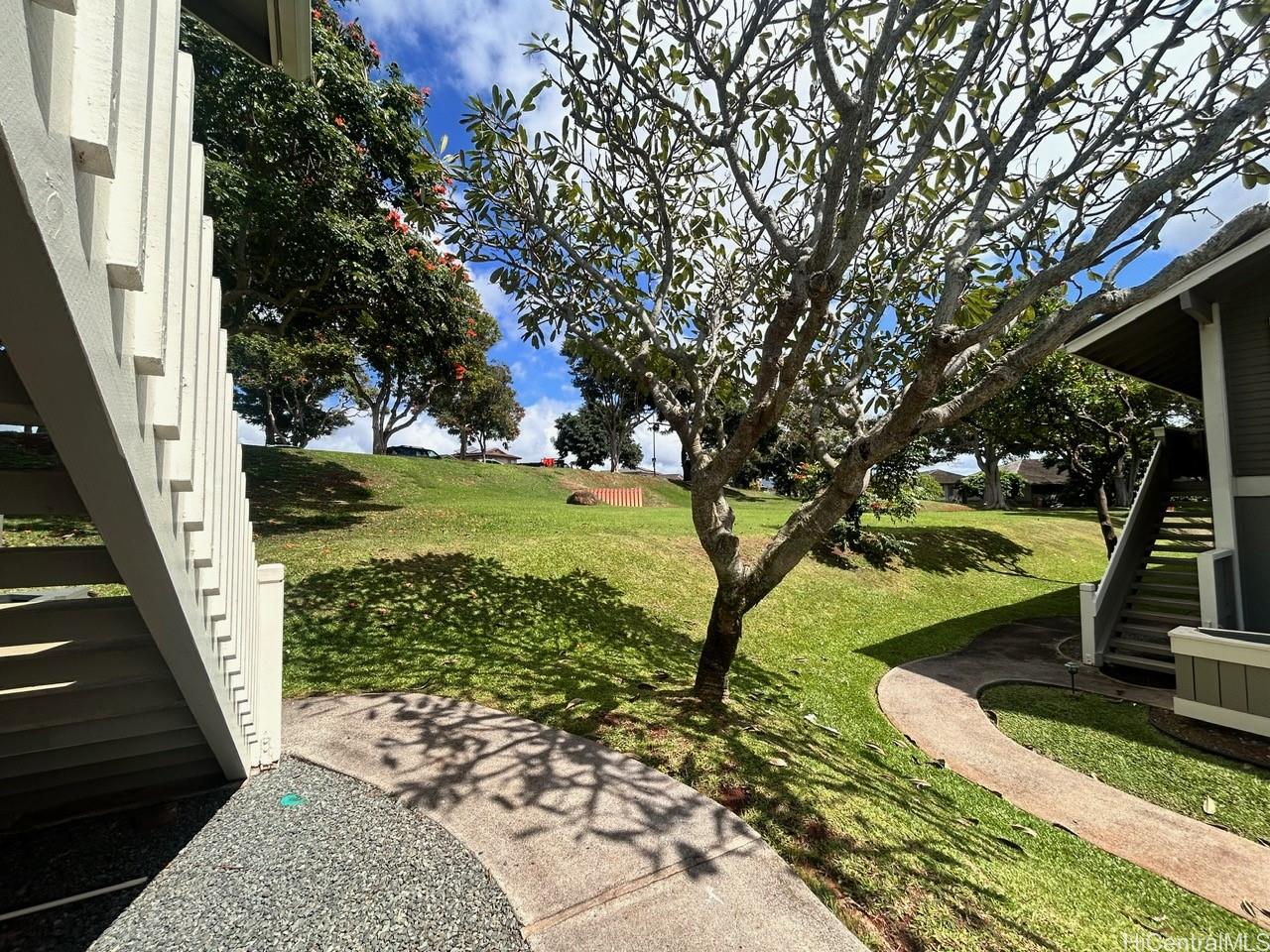 Gentry Waipio Community Assoc townhouse # 6C, Waipahu, Hawaii - photo 15 of 21