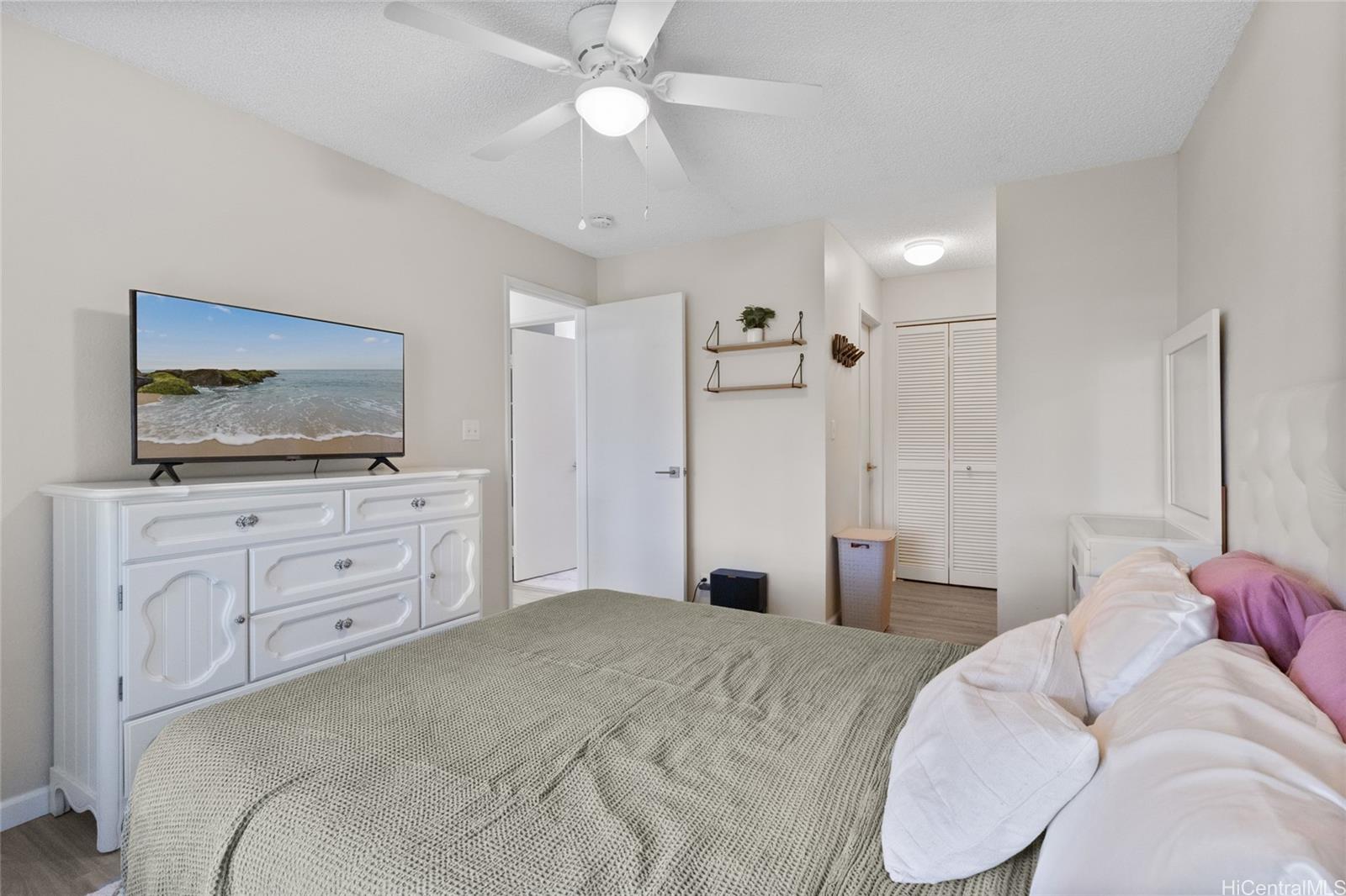 Royal Palm At Waipio I condo # 7U, Waipahu, Hawaii - photo 14 of 19