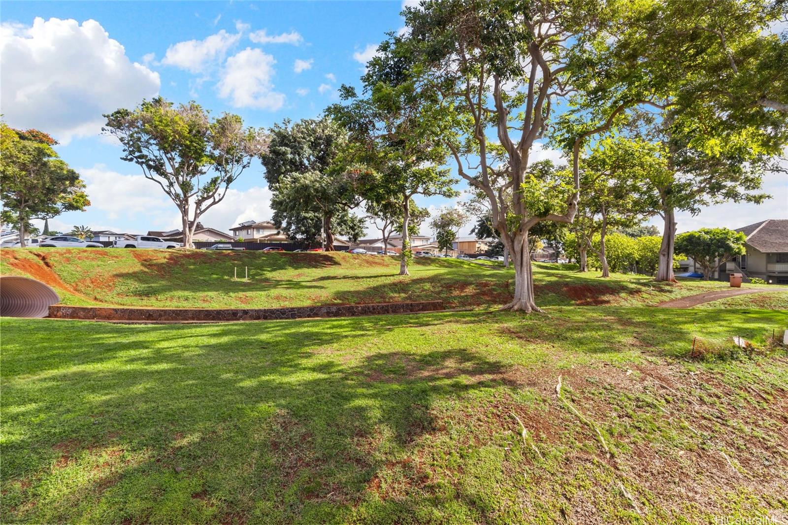 Royal Palm At Waipio I condo # 7U, Waipahu, Hawaii - photo 17 of 19