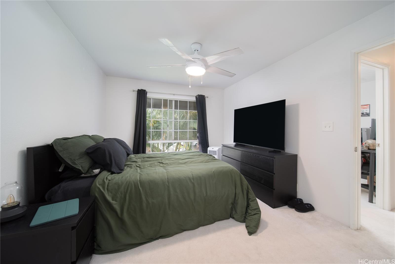 Gentry Waipio townhouse # 17U, Waipahu, Hawaii - photo 13 of 21