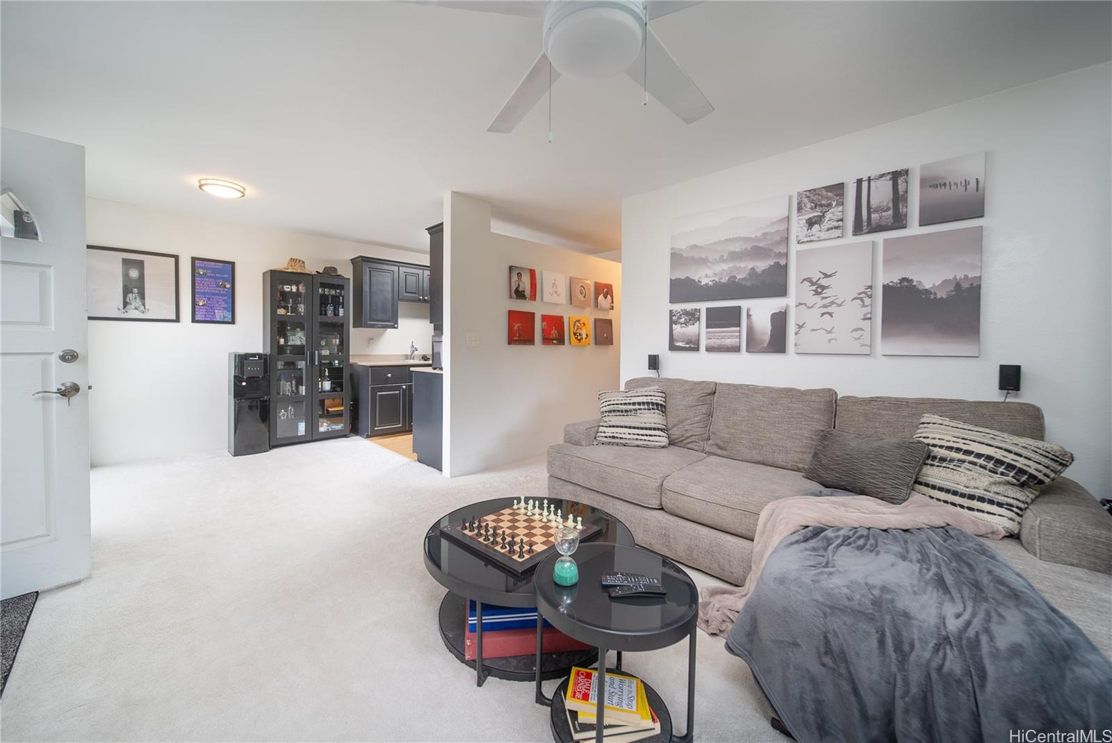 Gentry Waipio townhouse # 17U, Waipahu, Hawaii - photo 4 of 21