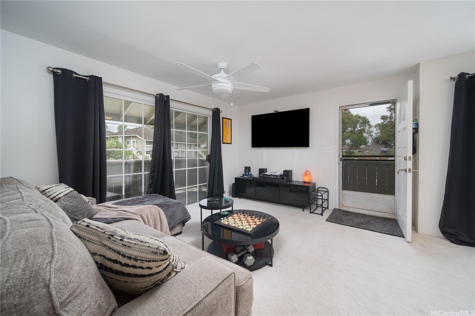 Gentry Waipio townhouse # 17U, Waipahu, Hawaii - photo 5 of 21