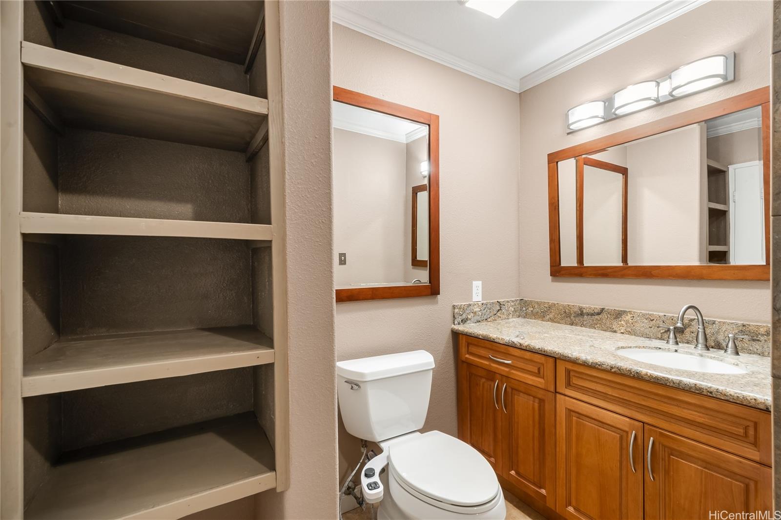 Royal Palm At Waipio V condo # 43D, Waipahu, Hawaii - photo 19 of 23