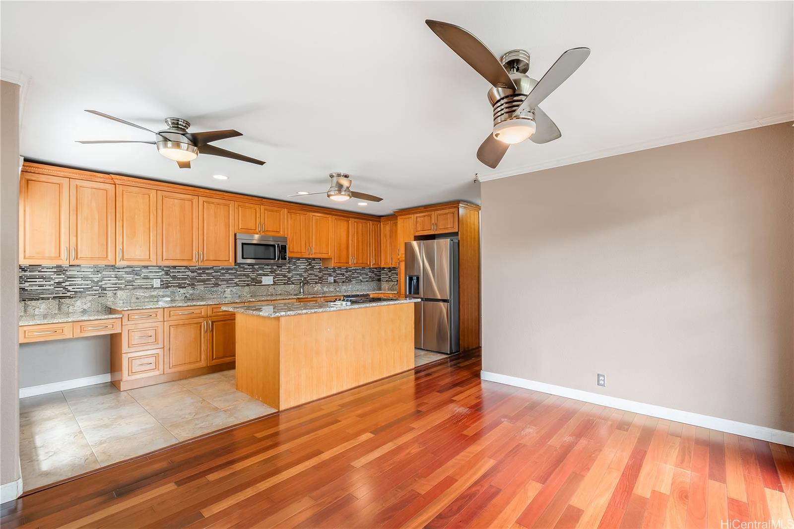 Royal Palm At Waipio V condo # 43D, Waipahu, Hawaii - photo 3 of 23