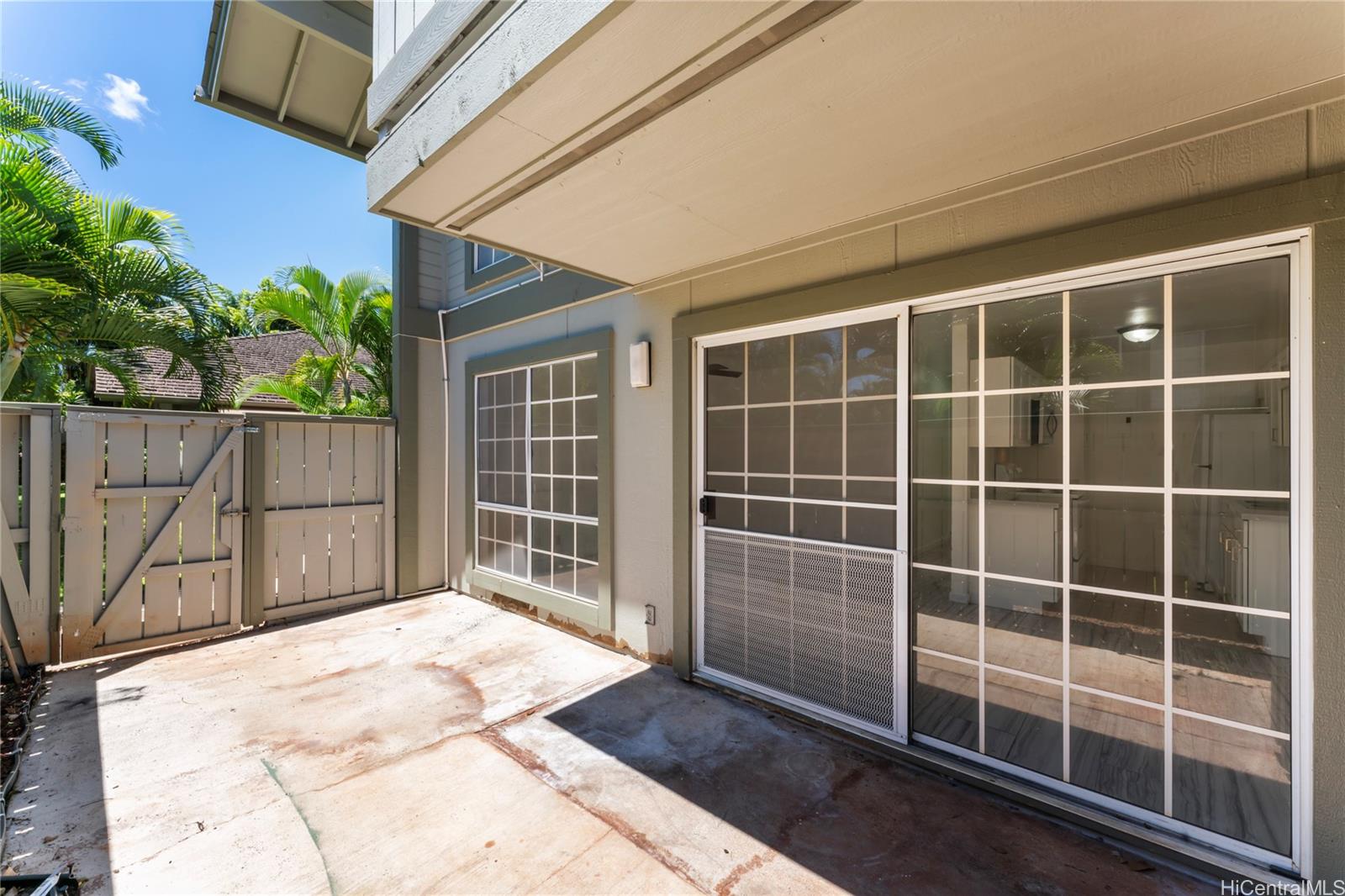 Waipio Gentry townhouse # 15C, Waipahu, Hawaii - photo 2 of 21