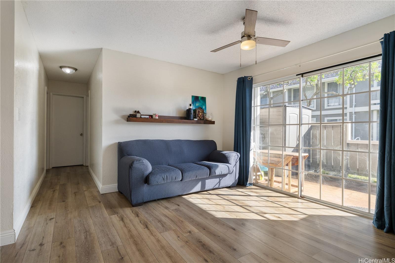 Royal Palm At Waipio V condo # 41D, Waipahu, Hawaii - photo 2 of 25