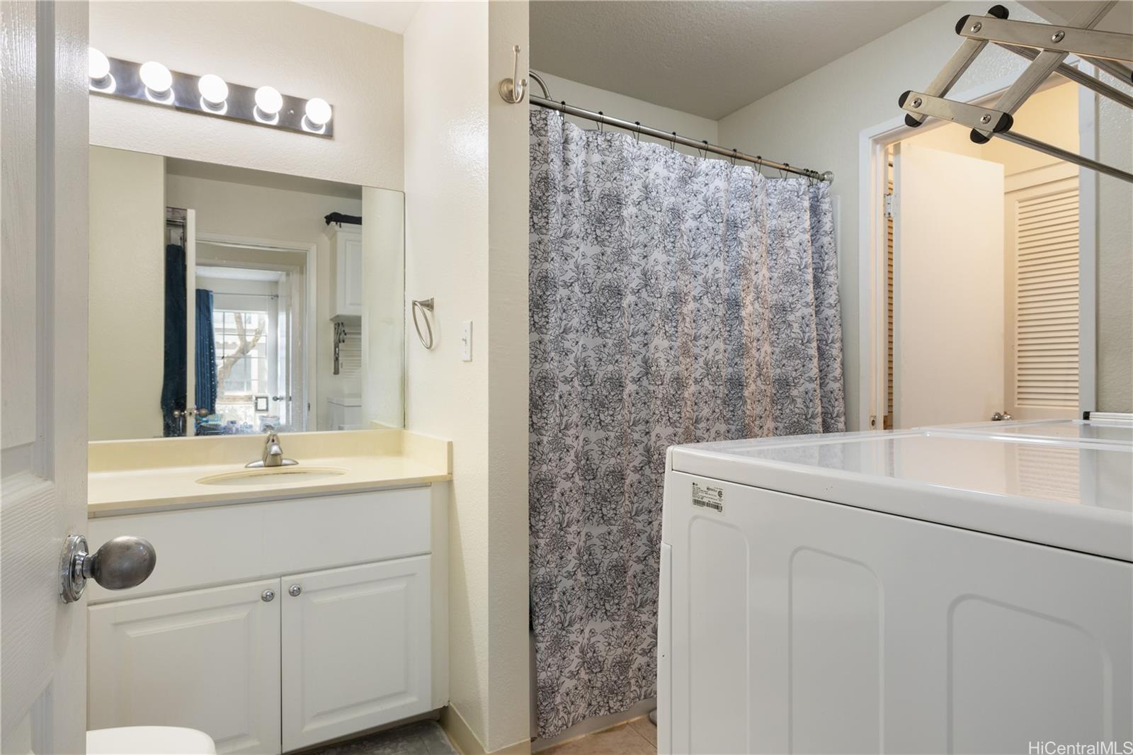 Royal Palm At Waipio V condo # 41D, Waipahu, Hawaii - photo 12 of 25