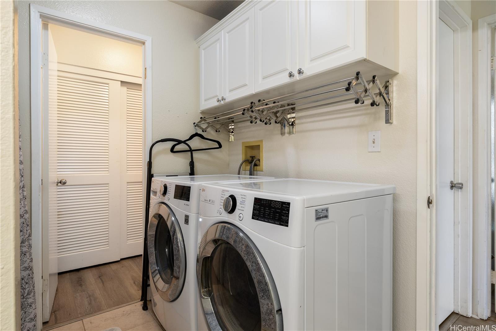 Royal Palm At Waipio V condo # 41D, Waipahu, Hawaii - photo 15 of 25