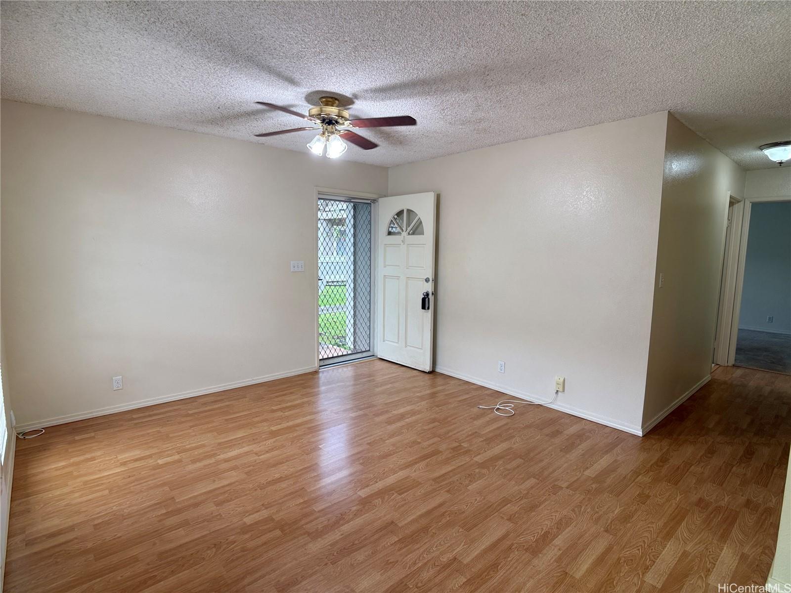 94-1398 Polani St Waipahu - Rental - photo 3 of 18