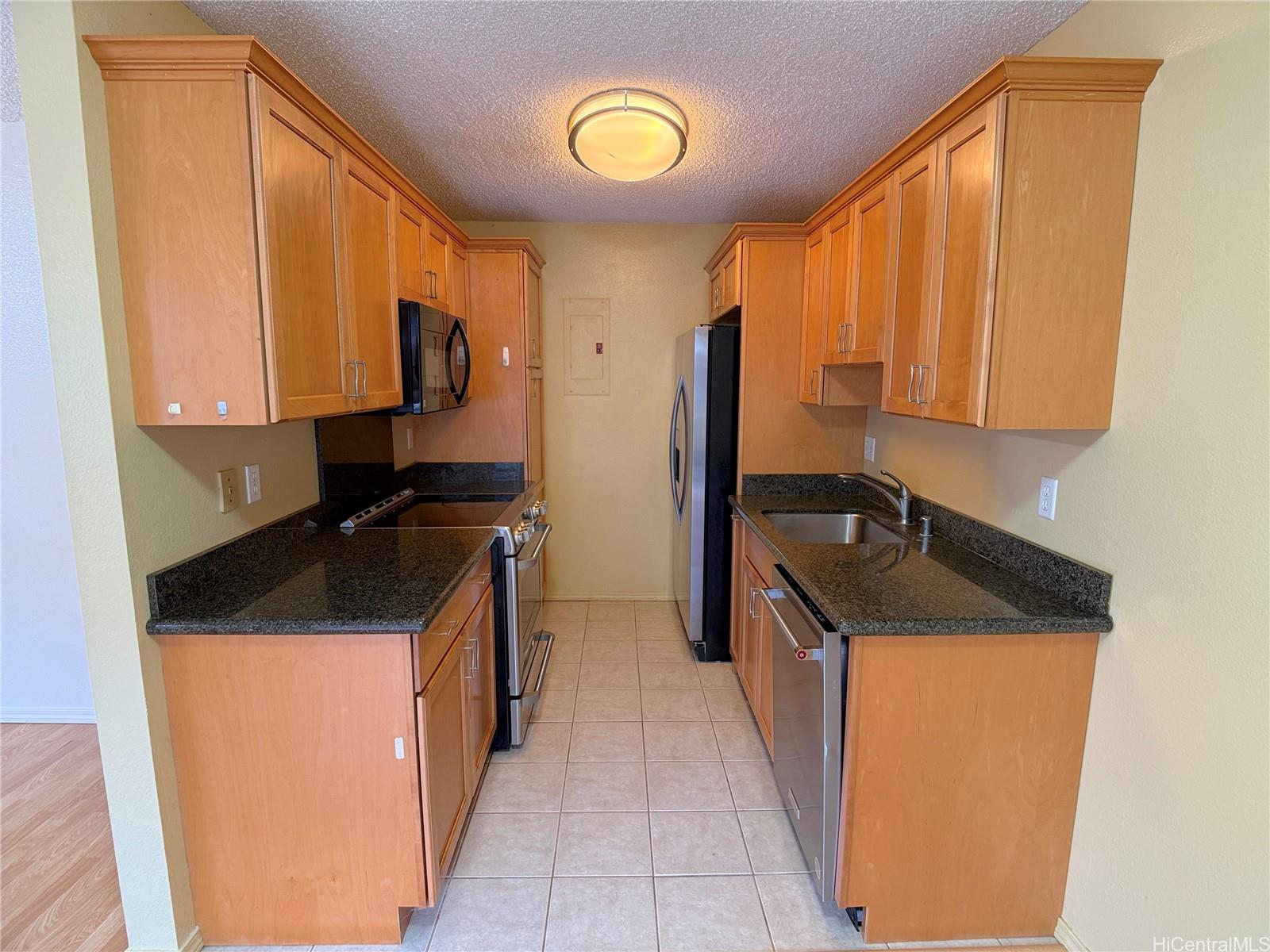 94-1398 Polani St Waipahu - Rental - photo 5 of 18