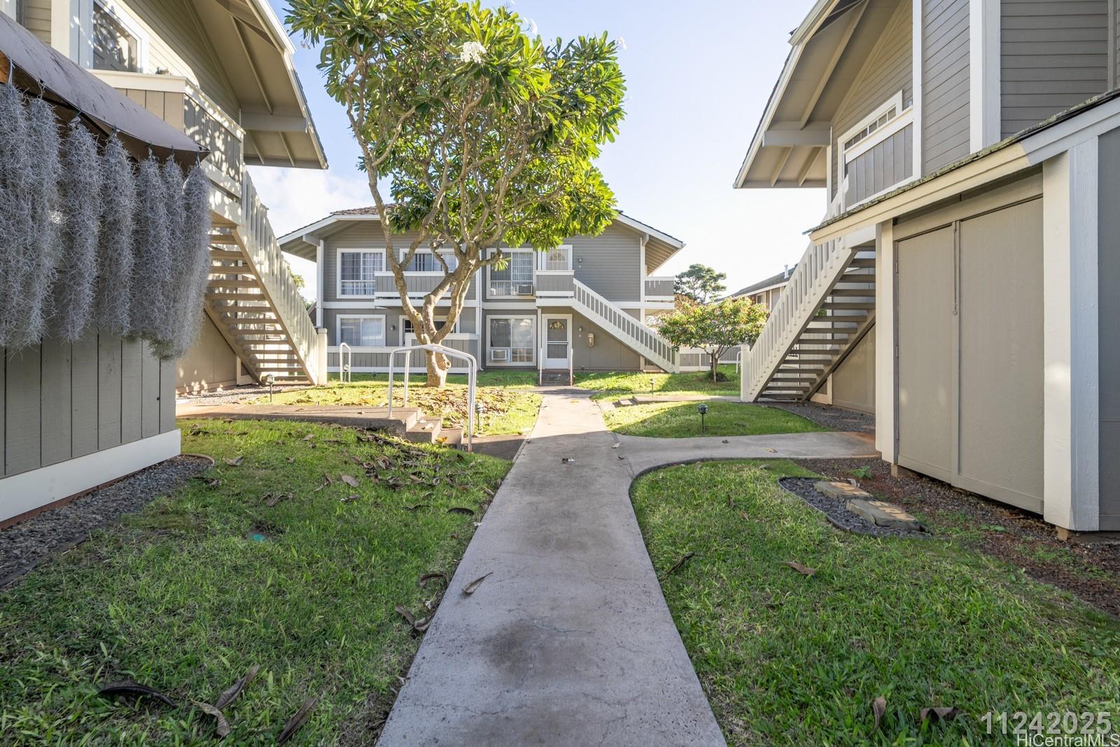 94-1405 Polani St Waipahu - Rental - photo 2 of 19