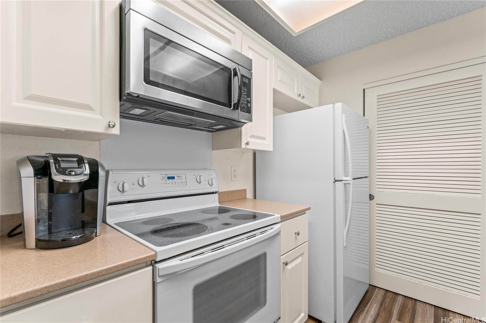 Royal Palm at Waipio 3 condo # 24W, Waipahu, Hawaii - photo 15 of 25