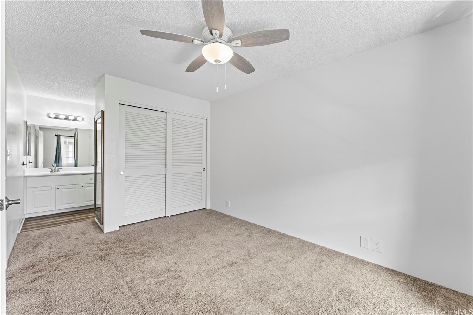 Royal Palm at Waipio 3 condo # 24W, Waipahu, Hawaii - photo 10 of 25