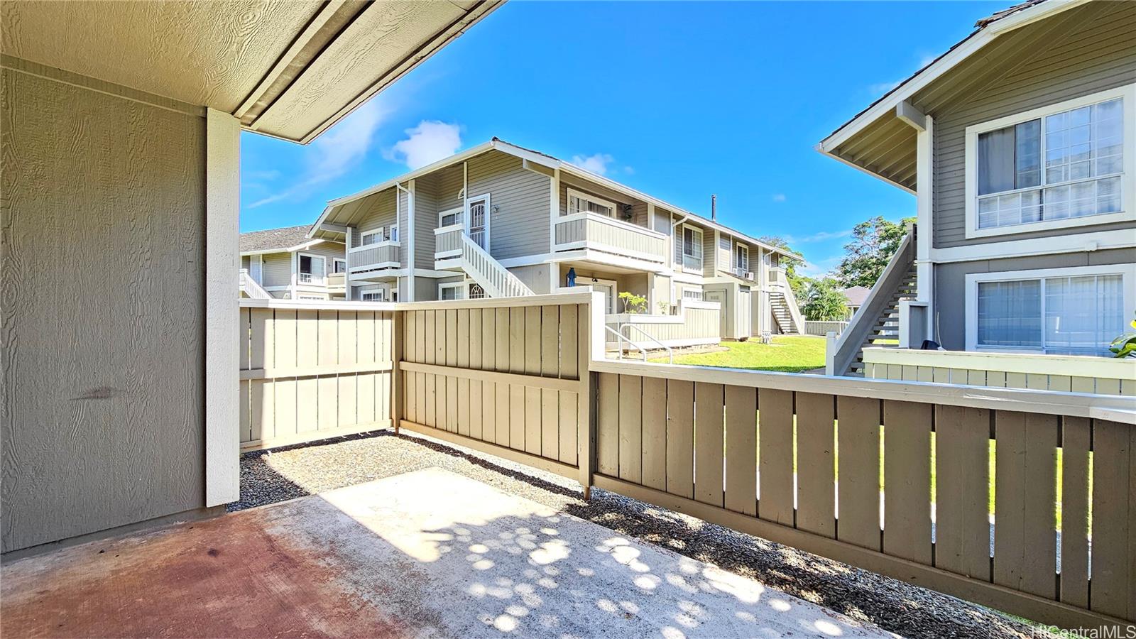 Waipio Gentry townhouse # 23D, Waipahu, Hawaii - photo 8 of 21