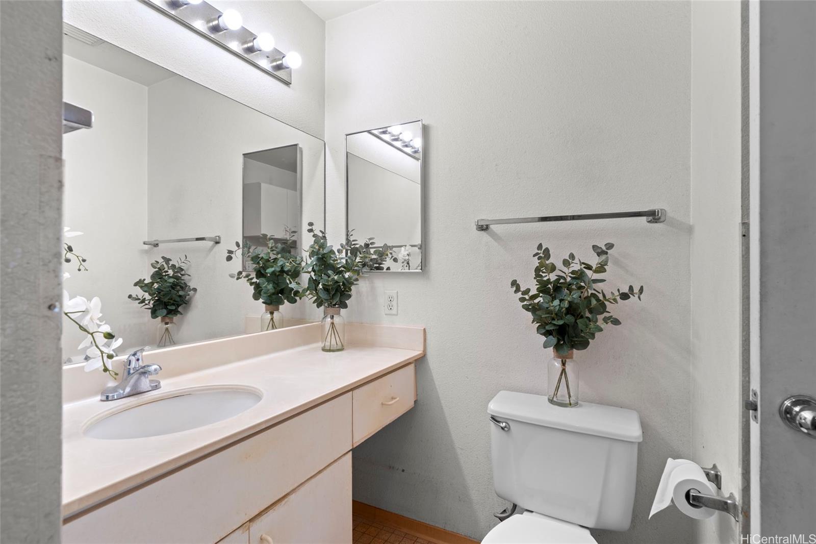 Kupono 1 condo # 8C, Waipahu, Hawaii - photo 10 of 17