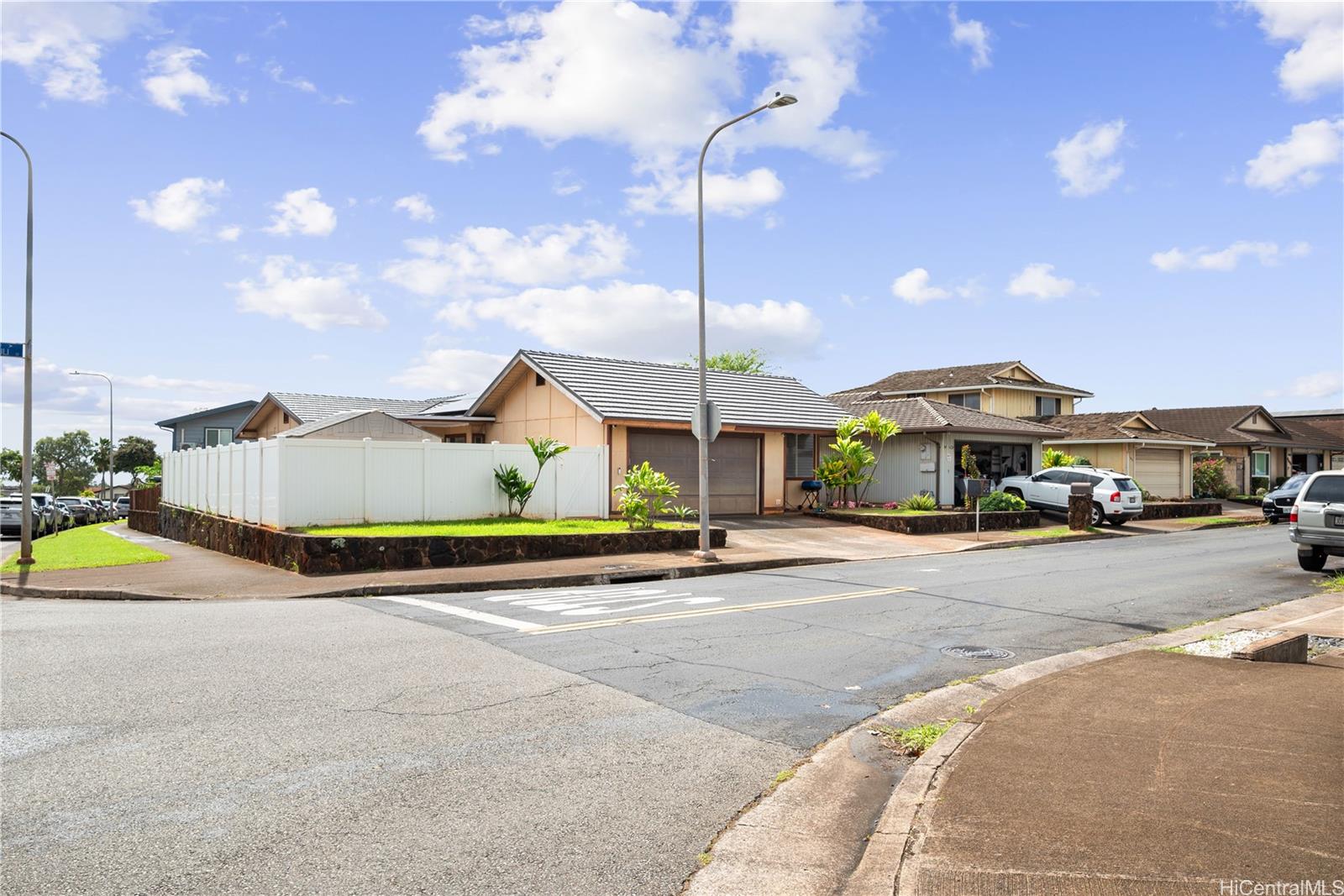 94-1420  Kahuli Street Waipio Gentry, Waipahu home - photo 23 of 23