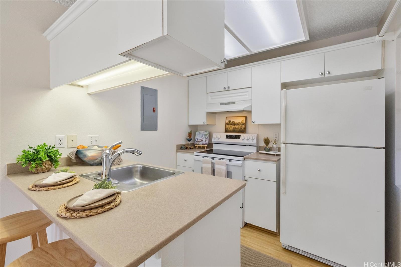 Gentry Waipio townhouse # 33V, Waipahu, Hawaii - photo 6 of 16