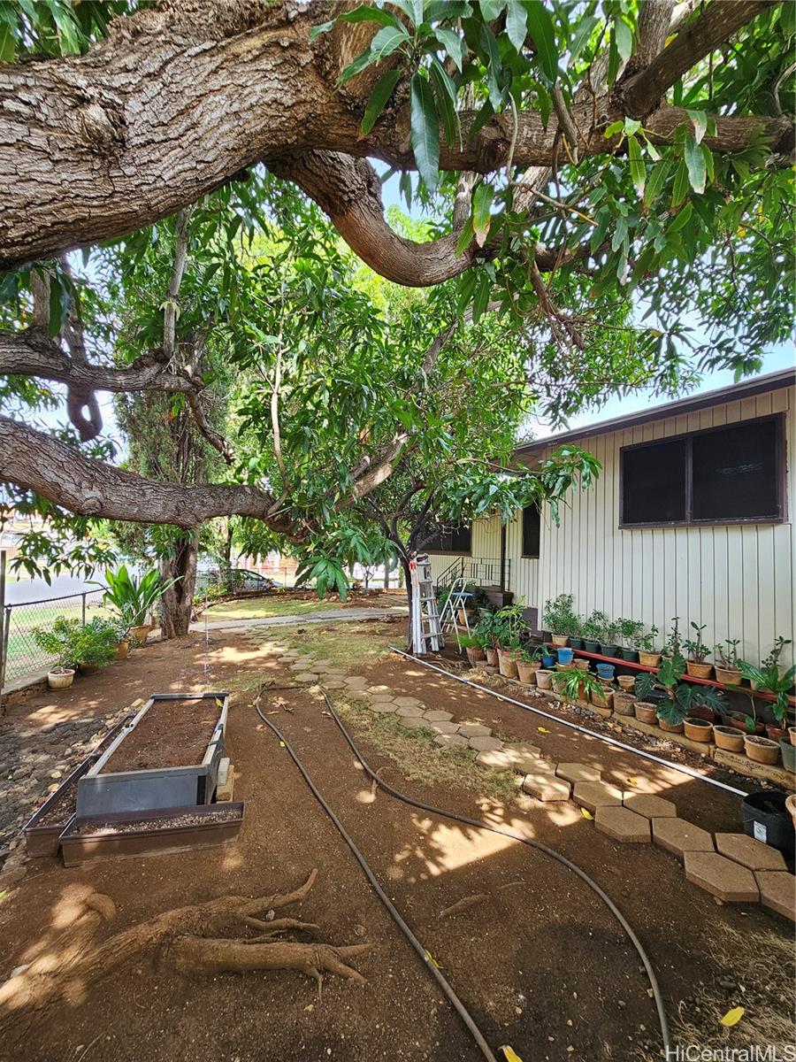 94-143  Awamoku Street Waipahu-lower, Waipahu home - photo 17 of 17