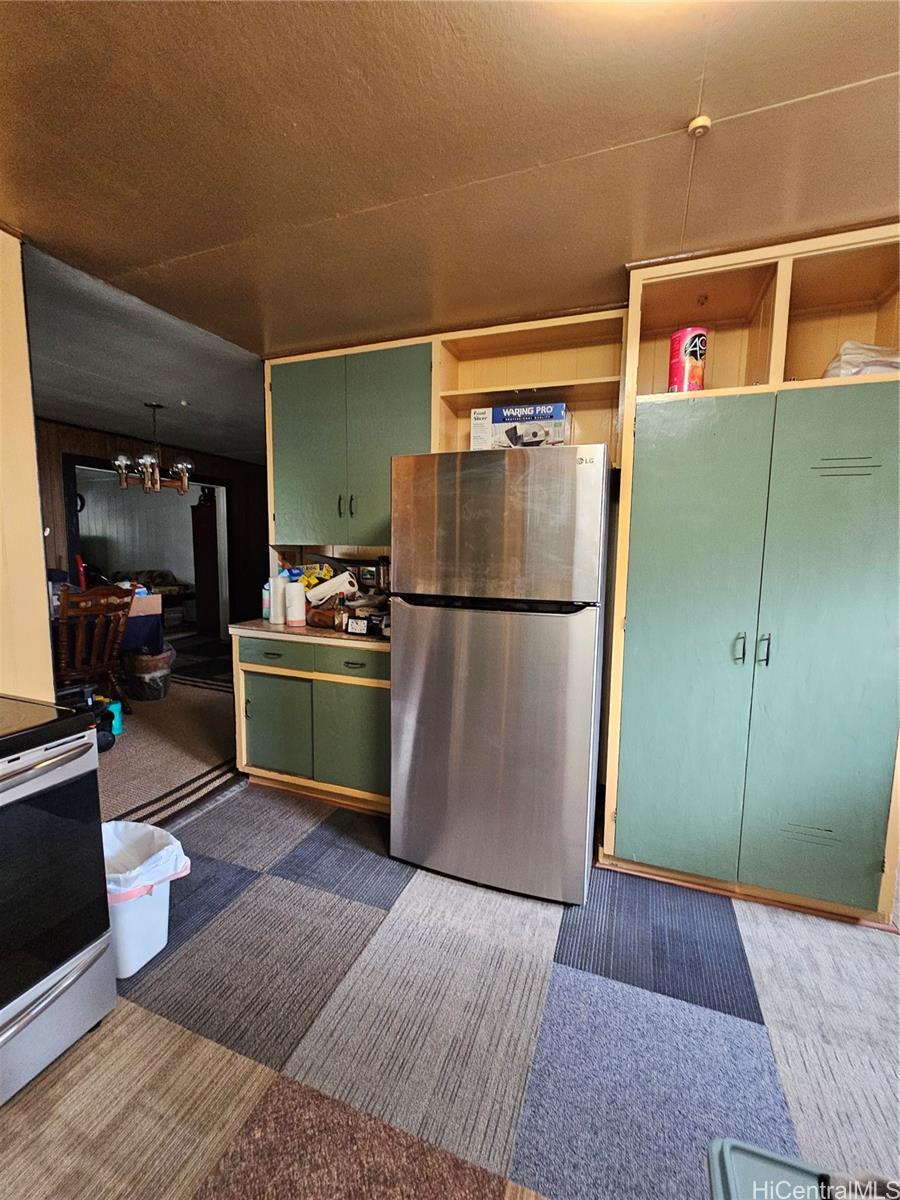 94-143  Awamoku Street Waipahu-lower, Waipahu home - photo 3 of 17